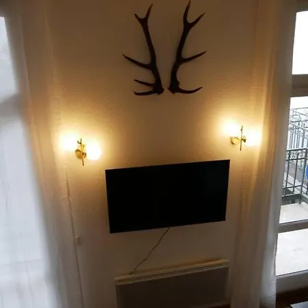 2 Pieces 30m2 Et Balcon Vue Montagne Saint Paul Wifi Location A La Semaine Du Samedi Au Samedi