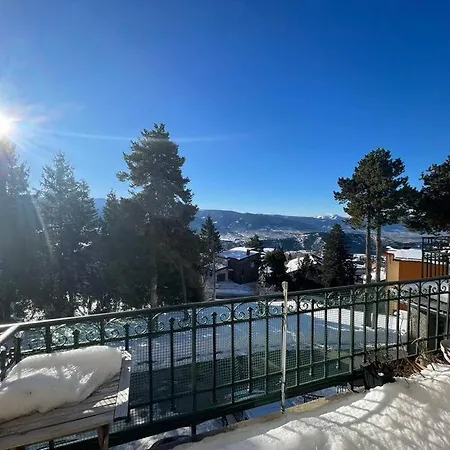 2 Pieces 30m2 Et Balcon Vue Montagne Saint Paul Wifi Location A La Semaine Du Samedi Au Samedi Font-Romeu-Odeillo-Via